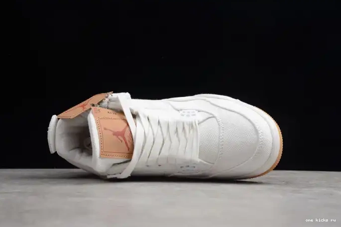 Rep Onekick 'White' 4 Levi's AO2571-100 x Jordan Air 0422